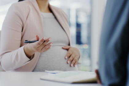 Licenças humanizadas no trabalho: Antônio Fernando Ribeiro Pereira analisa políticas que respeitam maternidade, paternidade e adoção.