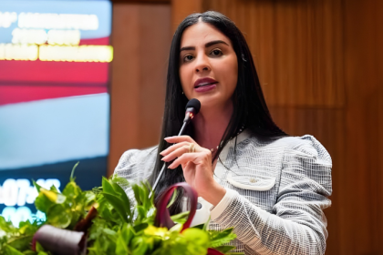 Daniella Jadão Meneses destaca o poder transformador do empreendedorismo feminino como motor de inovação e inclusão social.
