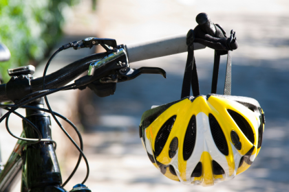 Ciclismo para iniciantes: Andrey de Oliveira Pontes apresenta um guia prático para pedalar com segurança e confiança.